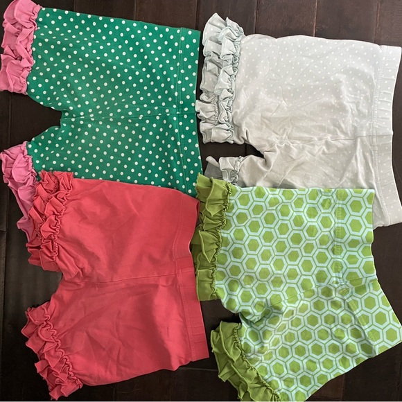 Matilda Jane Kids Ruffle Shorts Set - Greens,Pink, Light blue (play condition) - Picture 2 of 7